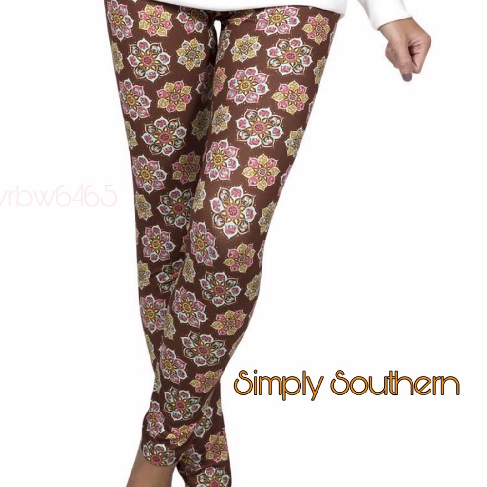 Simply Southern Camper Leggings